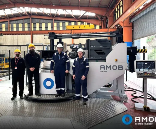 AMOB UK Installs eMOB 225 at Navantia’s Appledore Shipyard